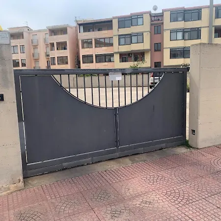 Apartment Blanc-ivoire Al Poetto *