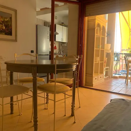 Apartment Blanc-ivoire Al Poetto *
