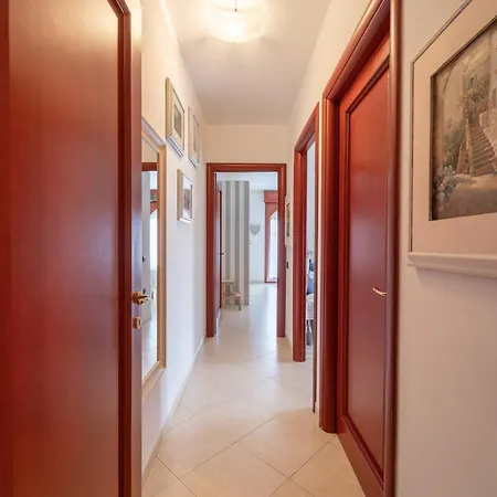 Blanc-ivoire Al Poetto Apartamento *